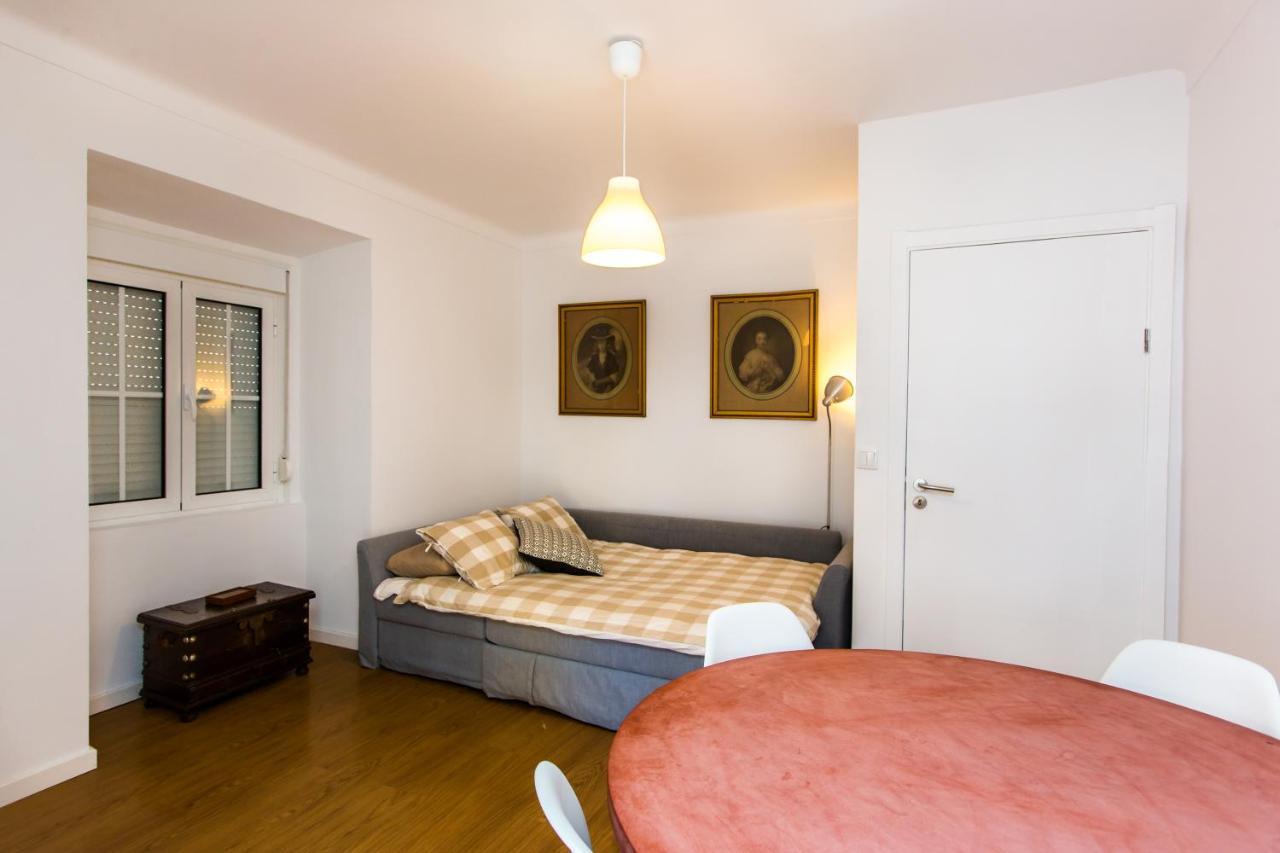 Belem! Charming 2 Bedroom Apartment W Terrace, Wifi & Free Street Parking Lisboa Eksteriør billede