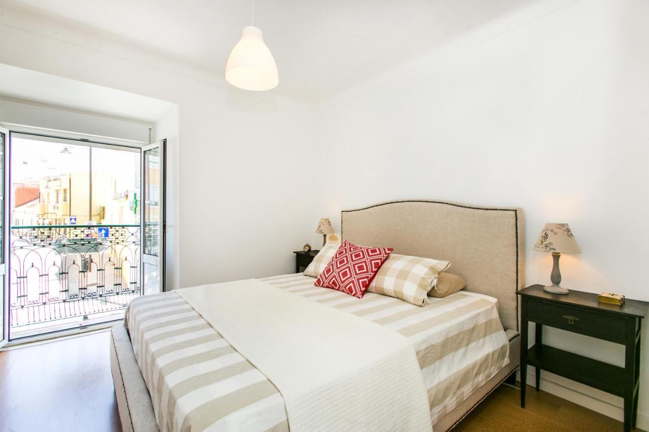 Belem! Charming 2 Bedroom Apartment W Terrace, Wifi & Free Street Parking Lisboa Eksteriør billede