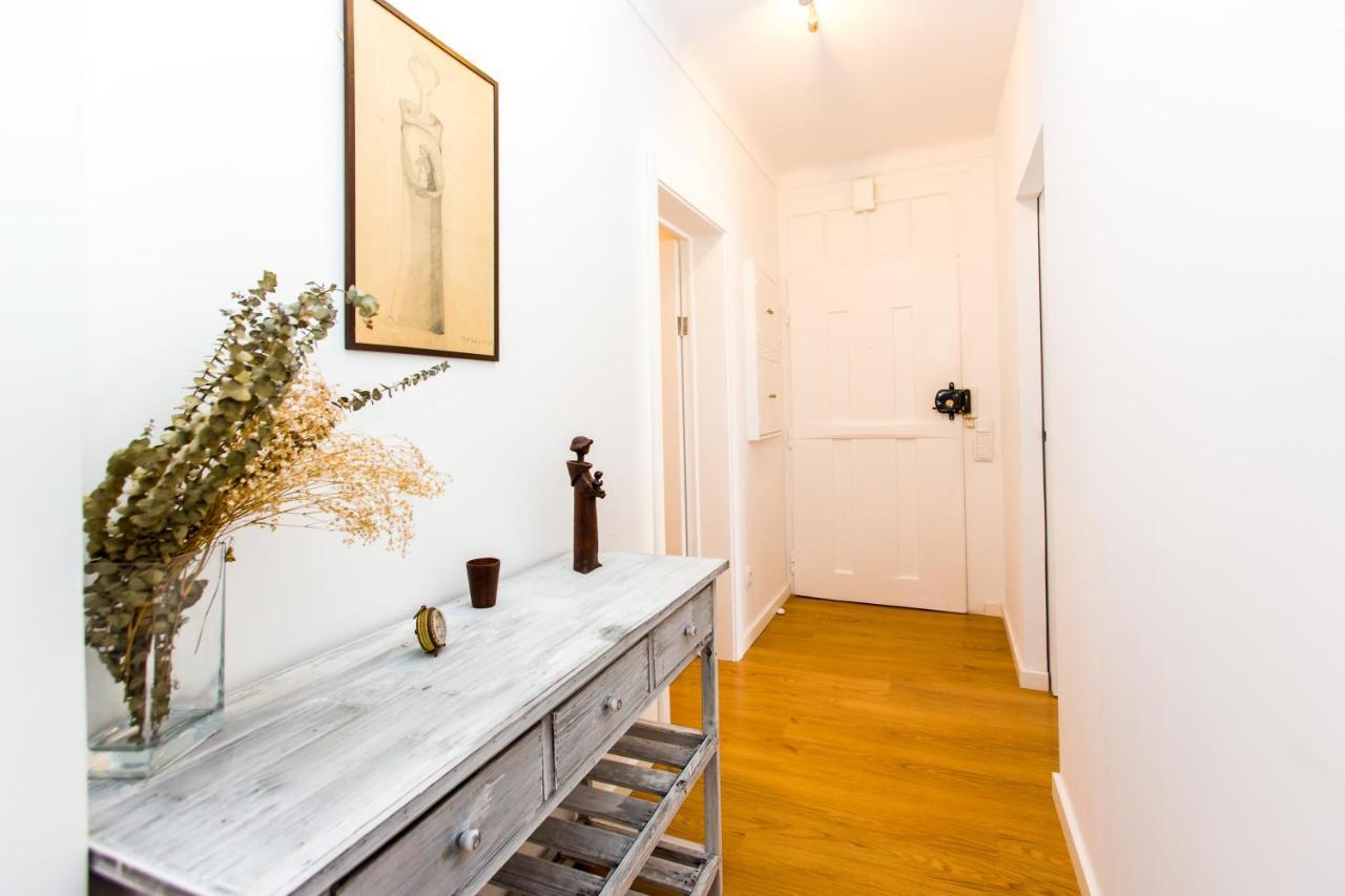 Belem! Charming 2 Bedroom Apartment W Terrace, Wifi & Free Street Parking Lisboa Eksteriør billede