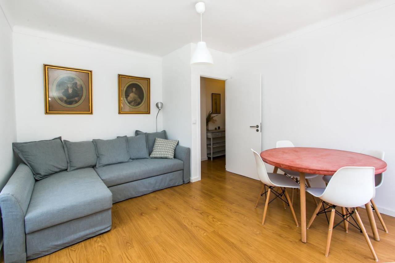 Belem! Charming 2 Bedroom Apartment W Terrace, Wifi & Free Street Parking Lisboa Eksteriør billede